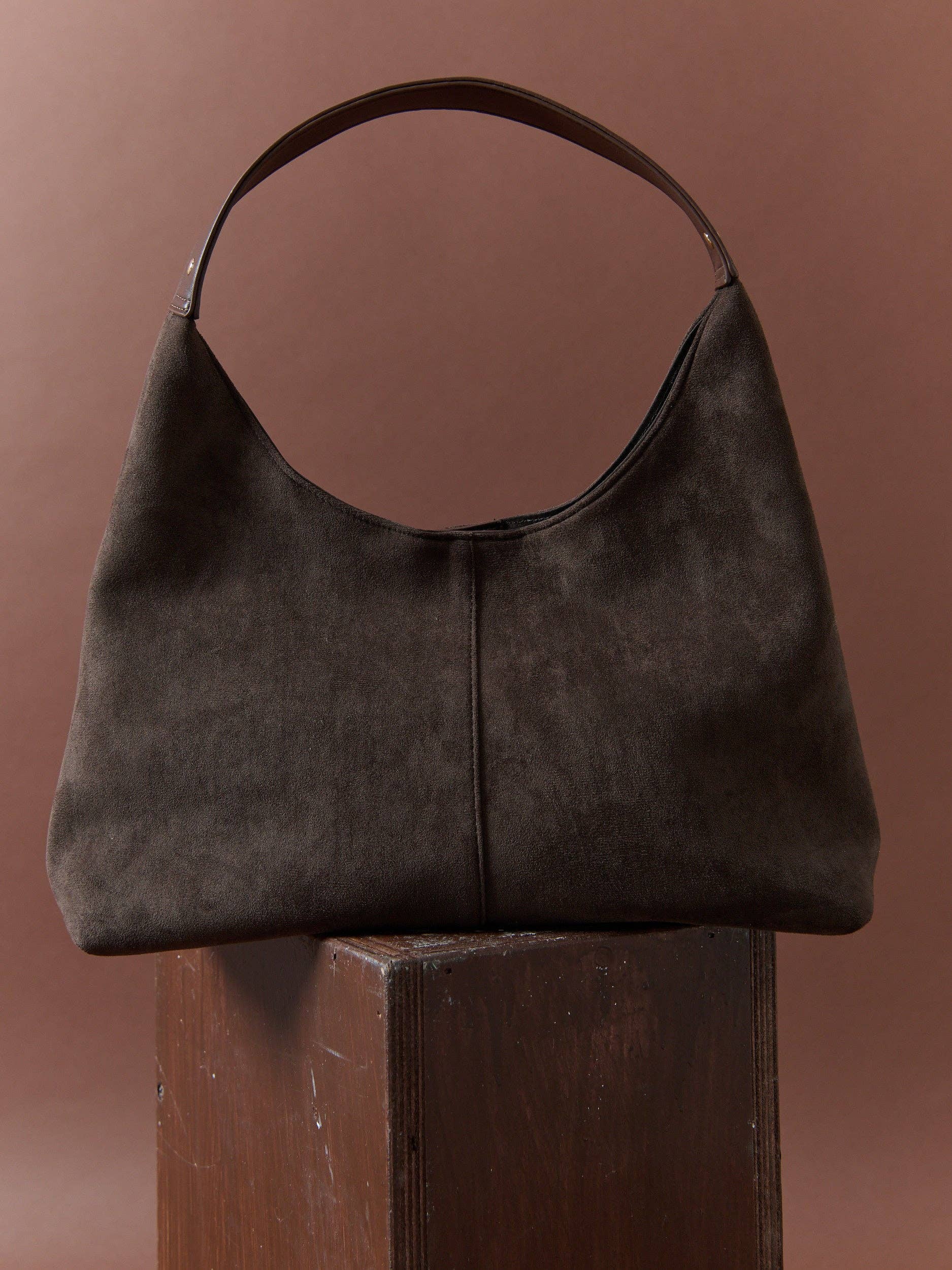Kenny Suede Bag in Brown