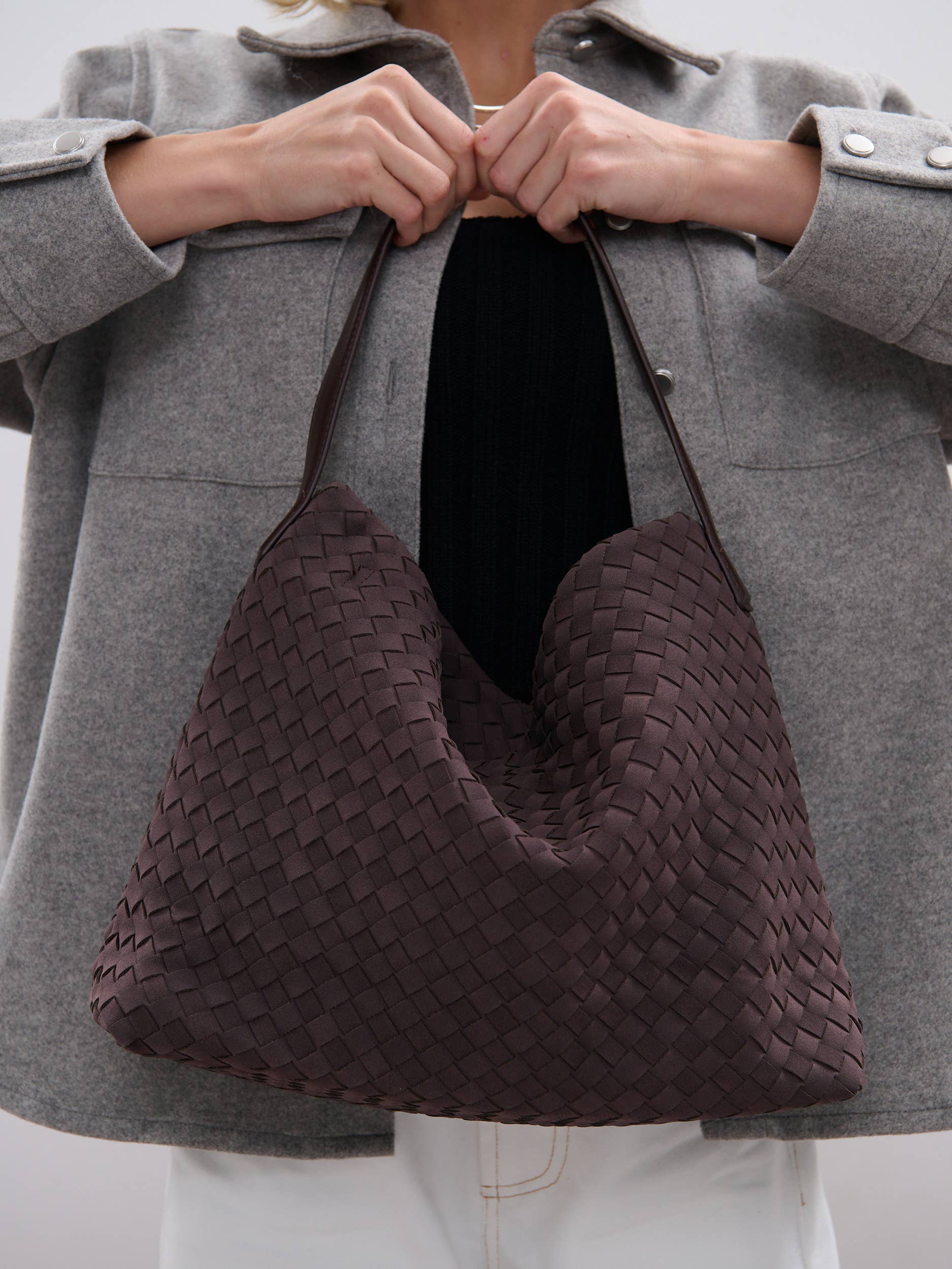 Calla Woven Handbag in Brown