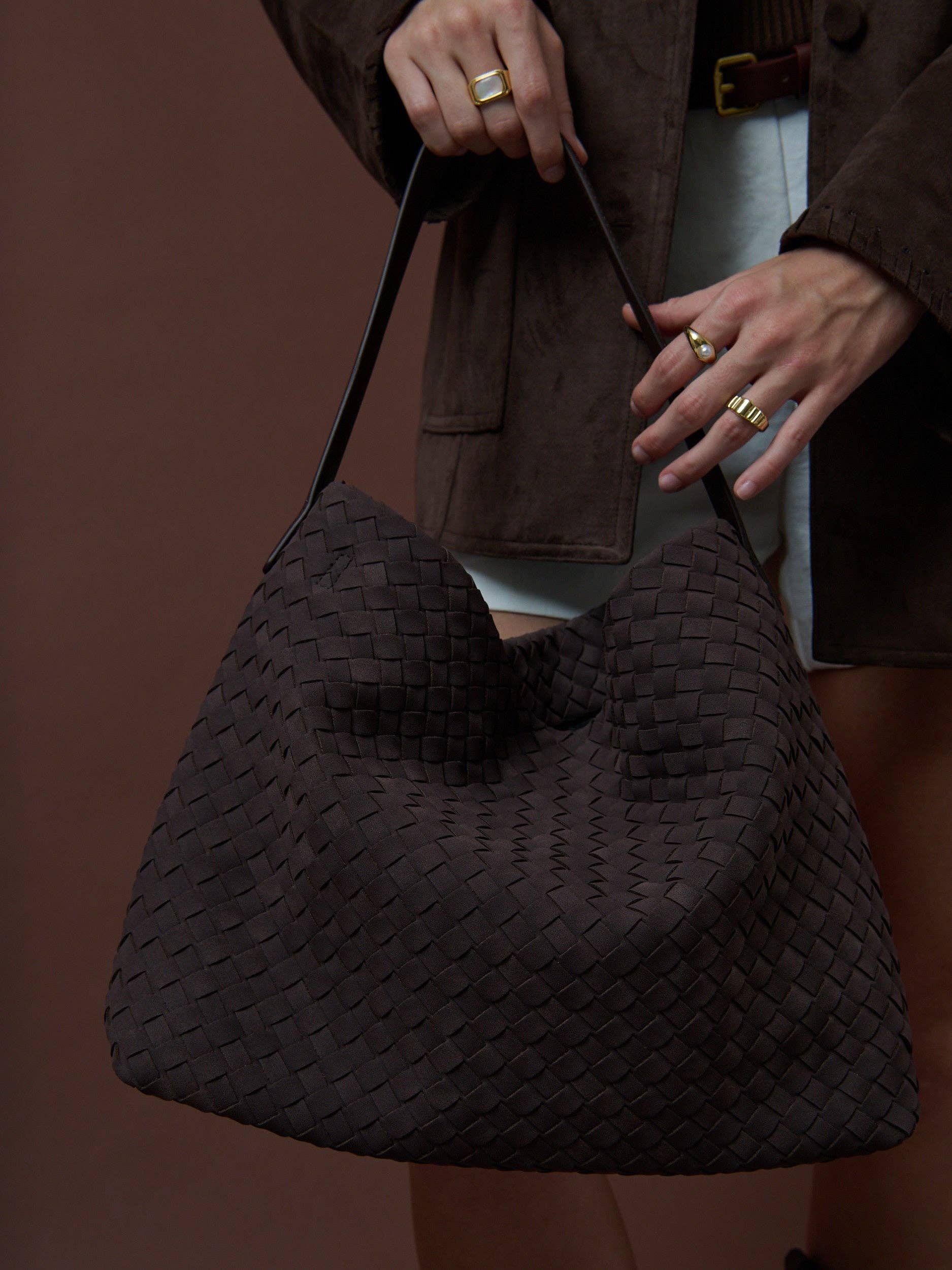 Calla Woven Handbag in Brown