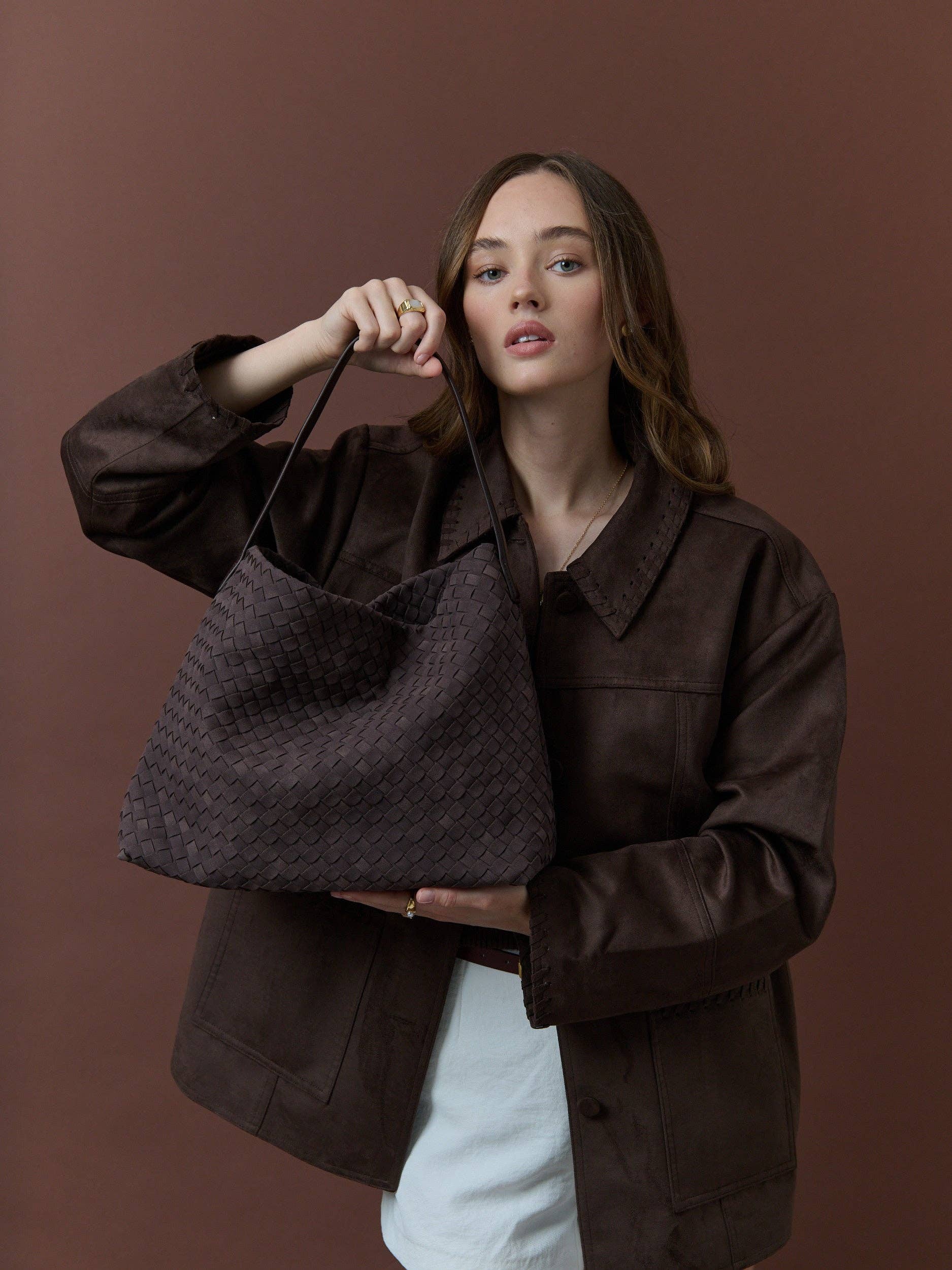 Calla Woven Handbag in Brown
