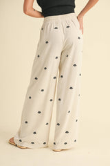 Embroidery Detailed Lenin Pants