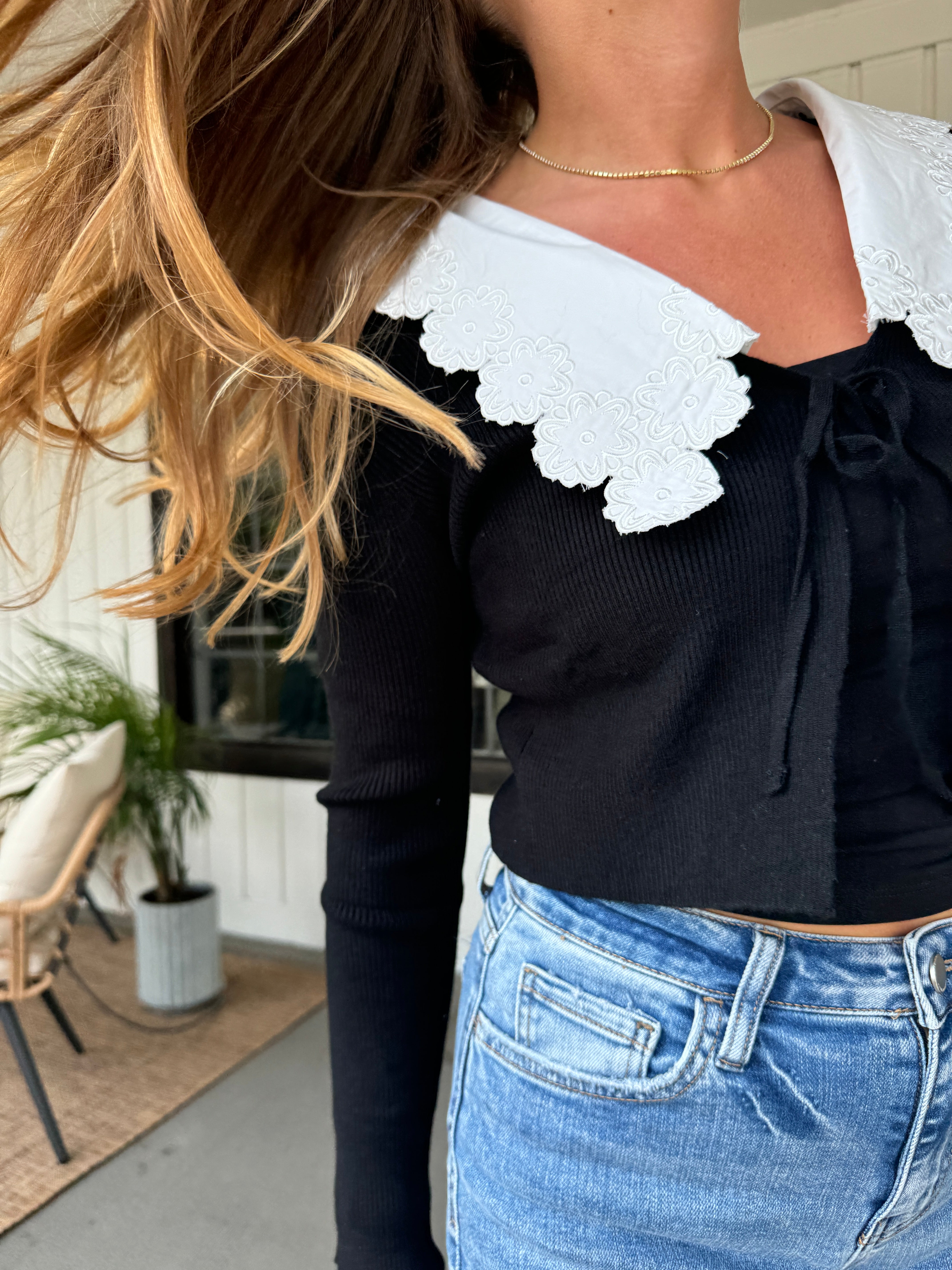 Ribbed Contrast Peter Pan Collar Cardigan