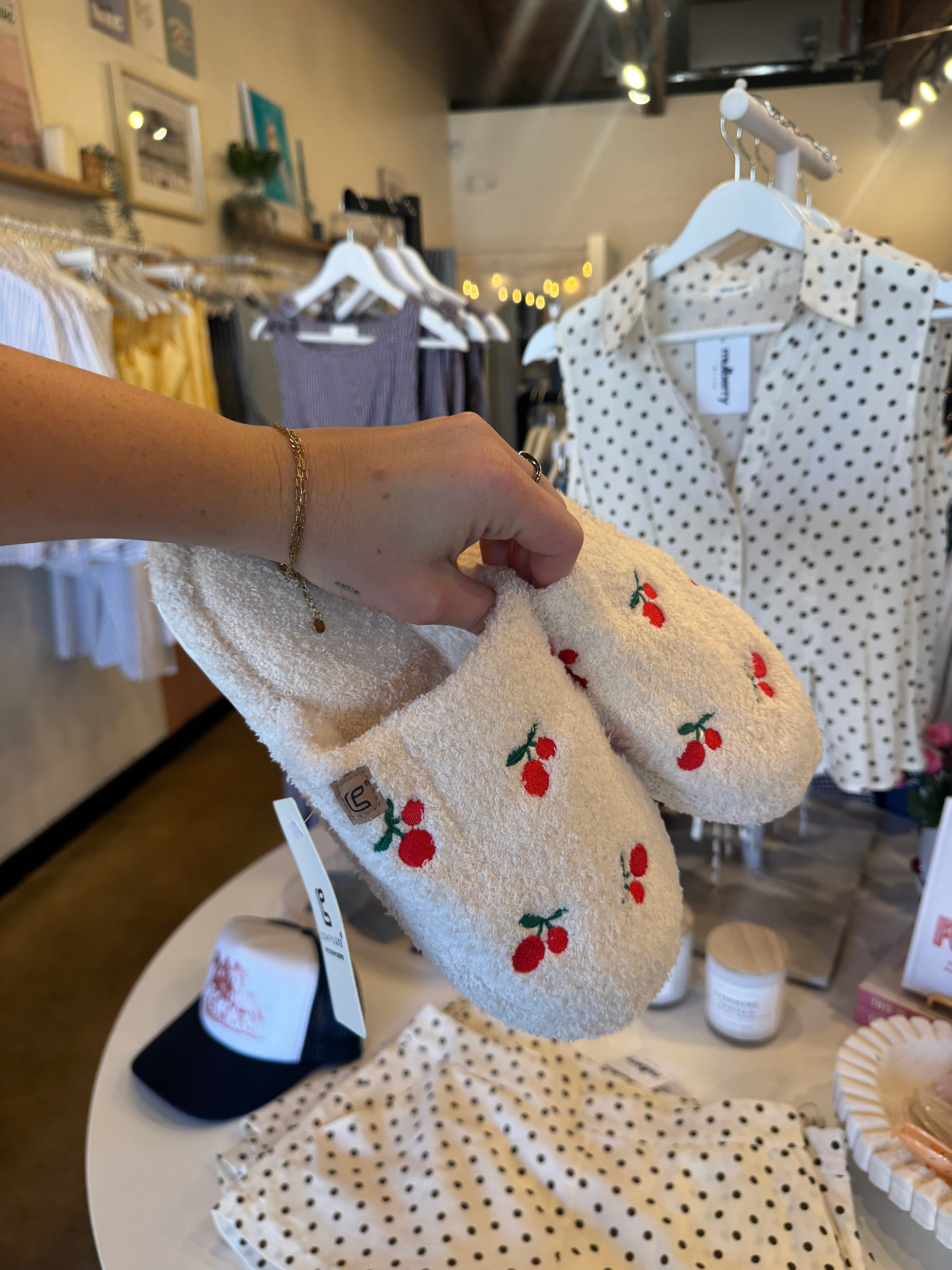 Cherry Slipper (M/L)