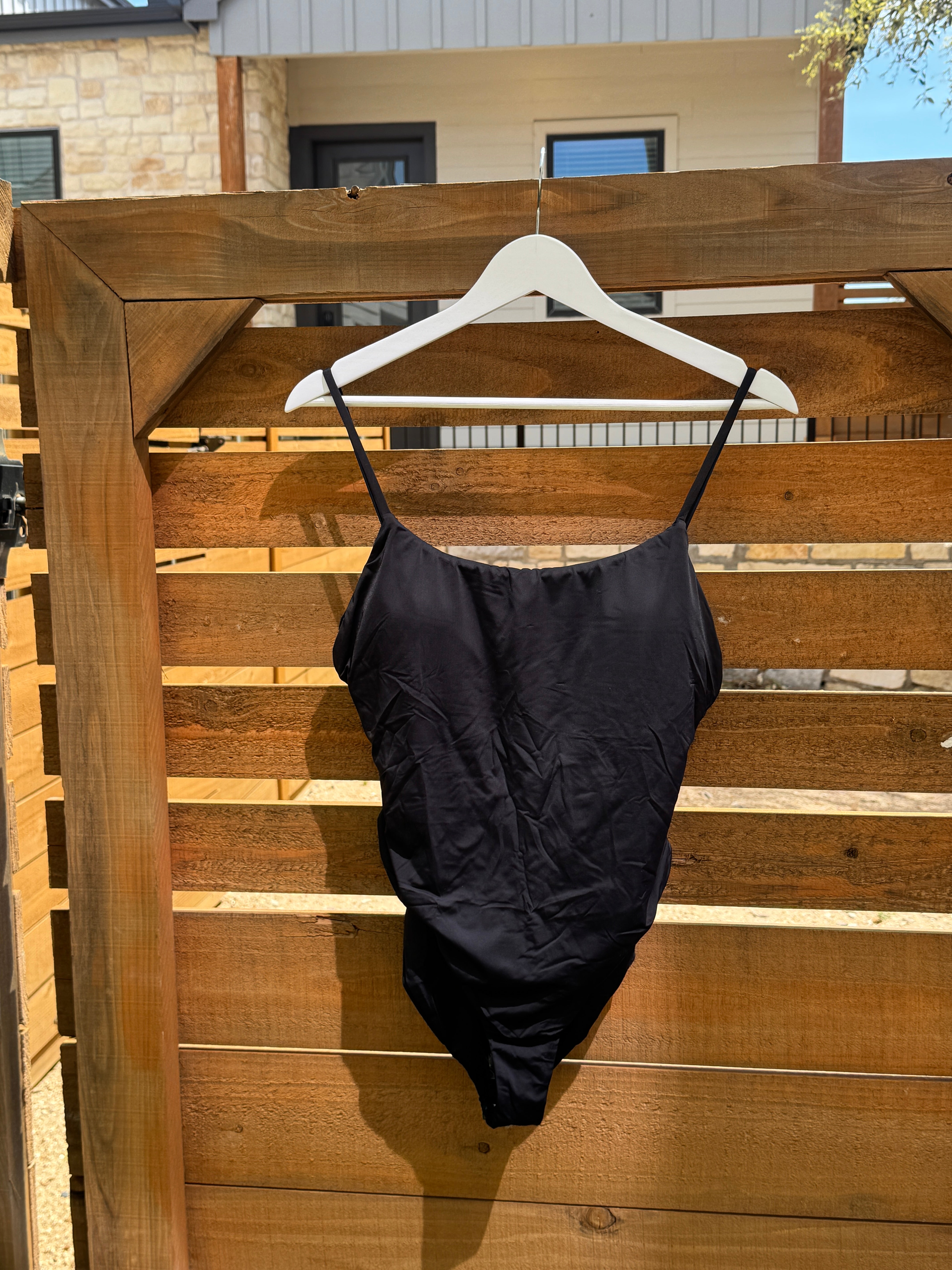 Star Scoop One Piece - Black