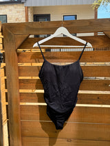 Star Scoop One Piece - Black